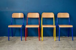 Lot de 4 Chaises colorées en bois métal style vintage indus