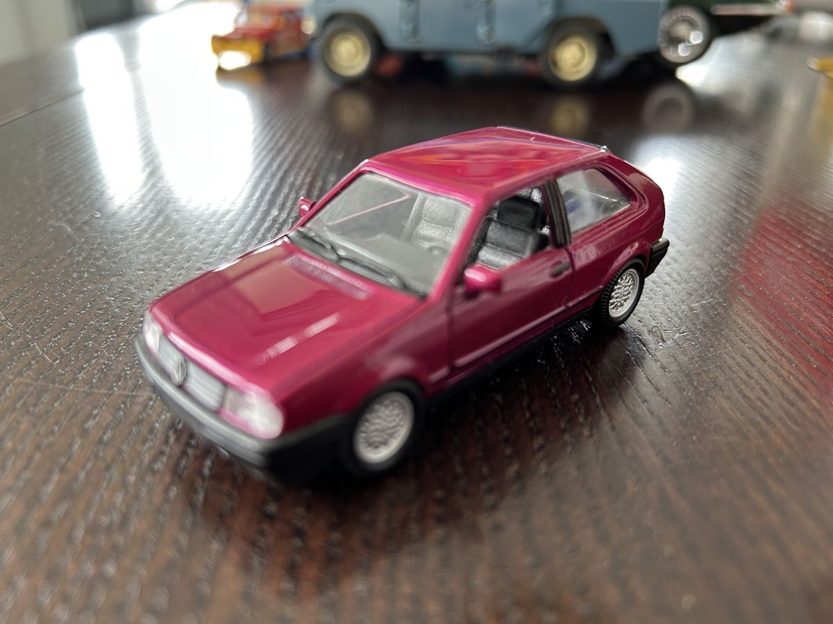 Volkswagen Modellini d'auto: VW Polo Modell 1:43 – Usato da Islisberg venduto da Nawi2000