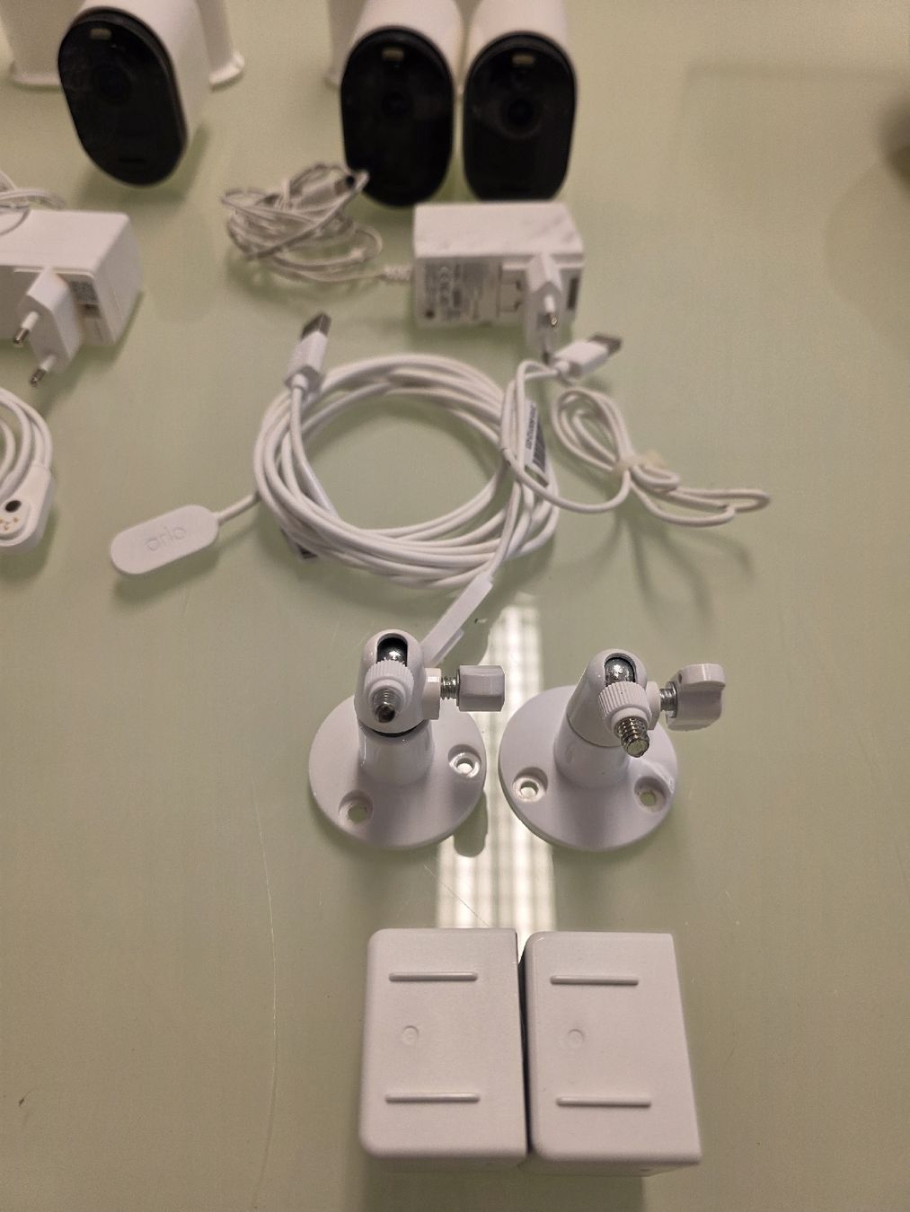 Arlo Videocamere: Arlo Überwachungskameras Set  – Usato da Zürich venduto da auctionhero 3