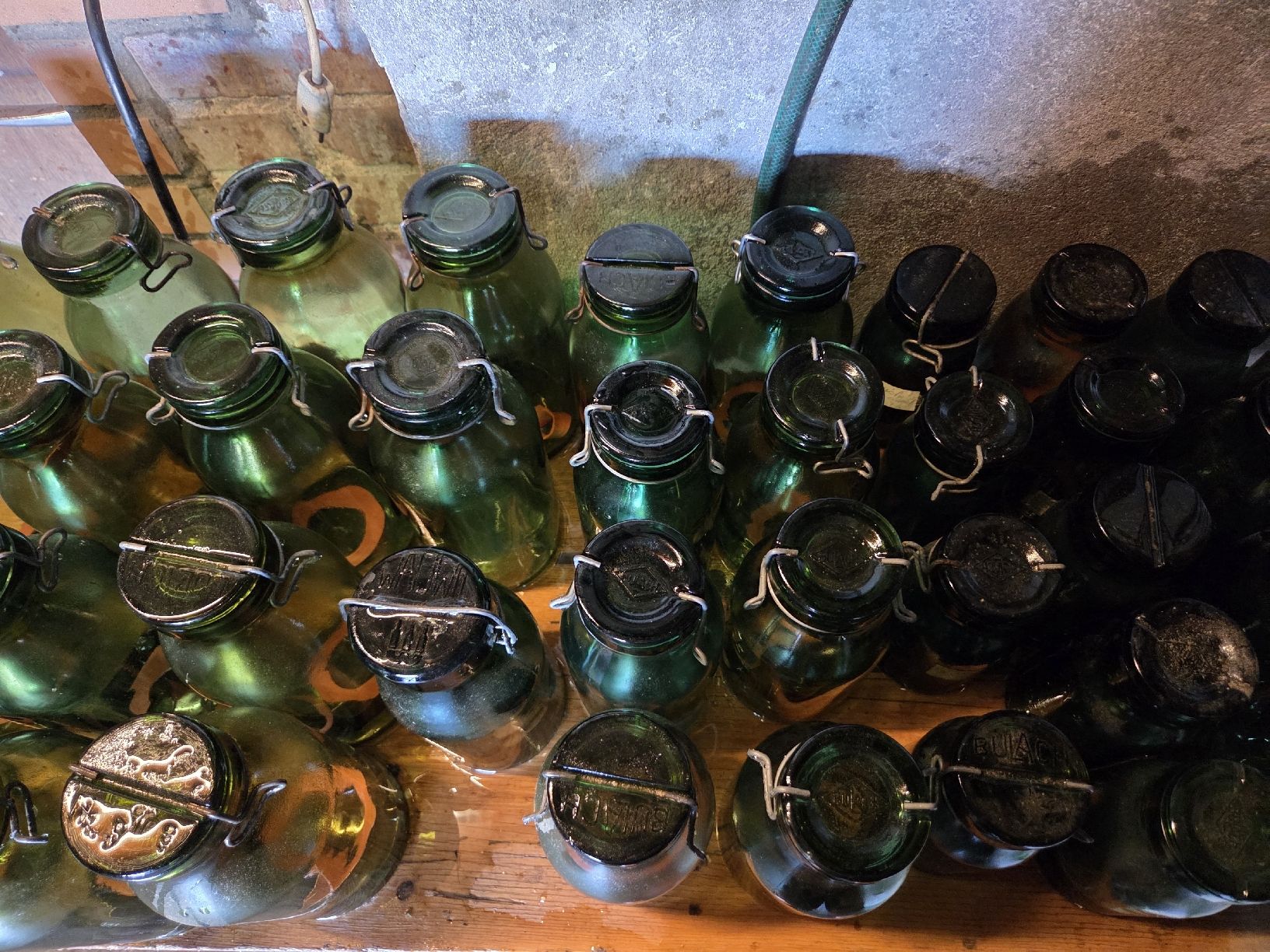 Bülacher Contenitori & Simili: Bülacher und Helvetia Einmachgläser – Usato da Burgdorf venduto da lora_o