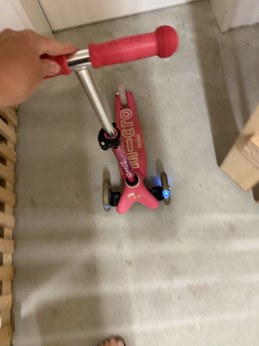Micro Veicoli per bambini: Kindertrottinet Micro Mini pink – Usato da Zürich venduto da Alex-1992 1