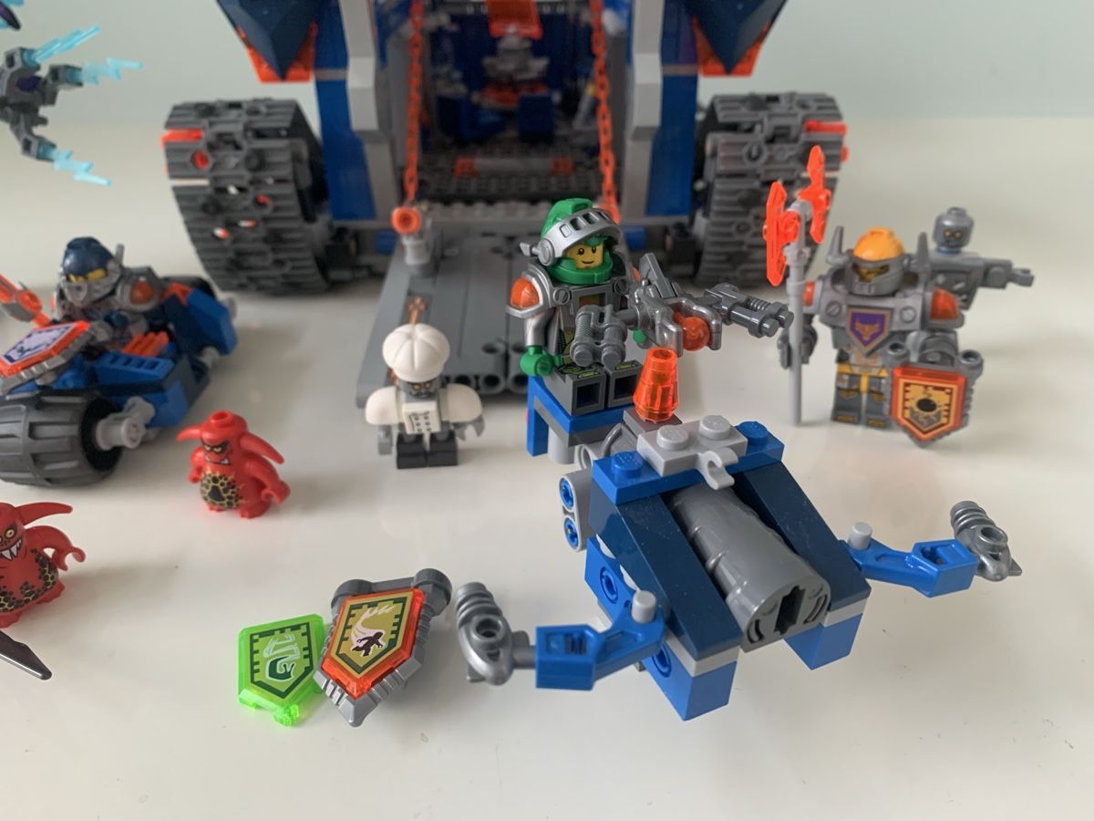Lego Giocattoli: Lego Nexo Knights Fortrex70317 – Usato da Killwangen venduto da Zermatt5 3
