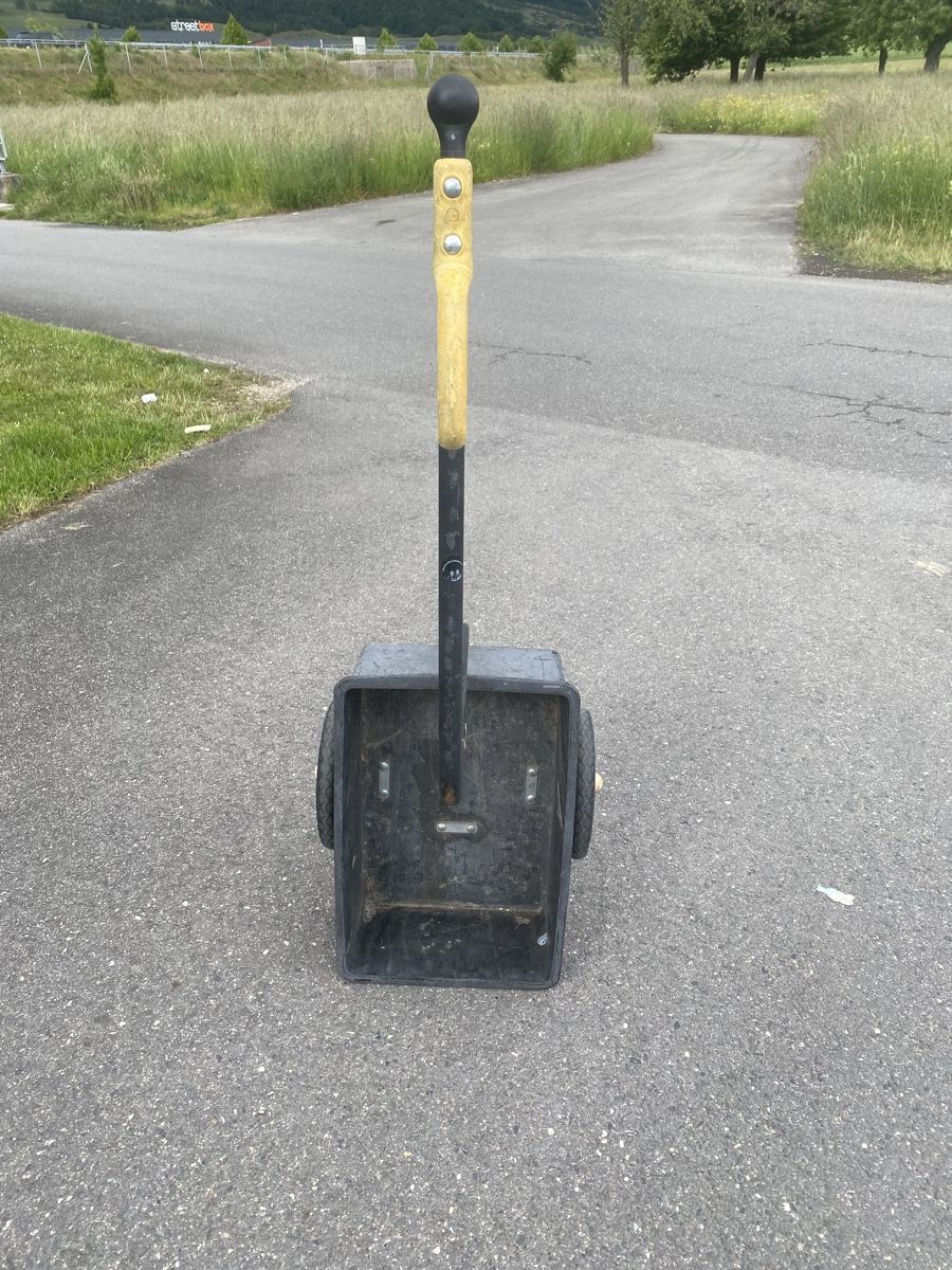 Rimorchi: Petite remorque pour vélo  – Usato da Concise venduto da collinet.1426 3