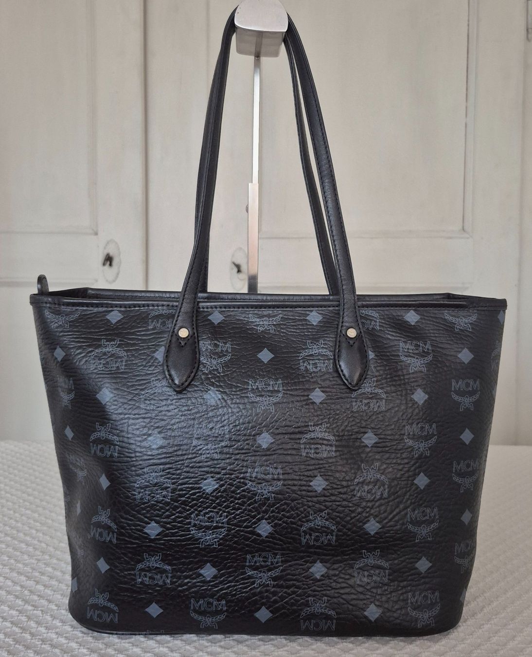 Mcm Borse da donna: MCM Shopper Size S, inkl. Dogbone-Anhänger – Usato da Dottikon venduto da Pega7 2