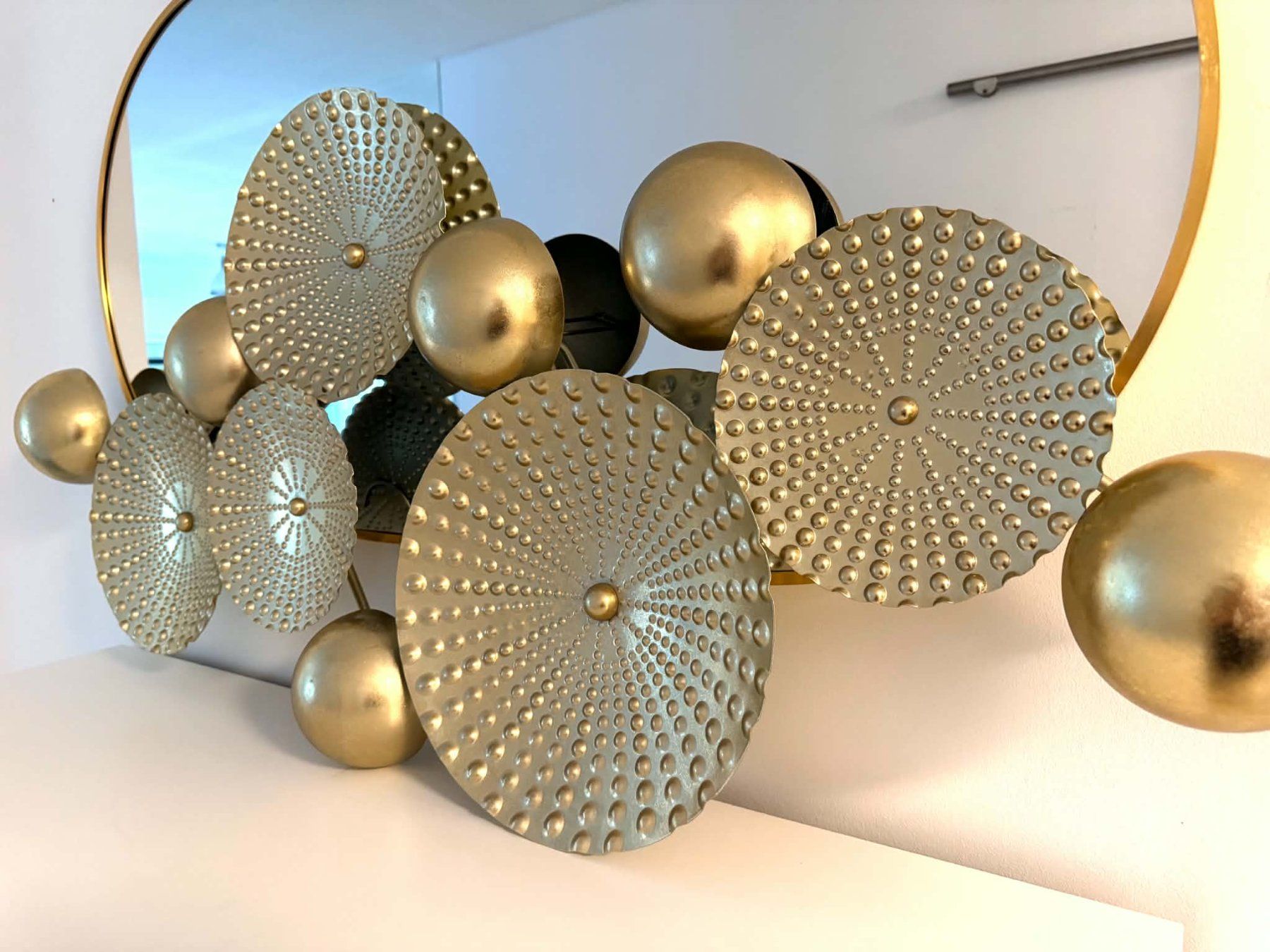 Tutte le decorazioni: Sehr grosse goldige Deko Element – Usato da Bern venduto da MIR-IAM