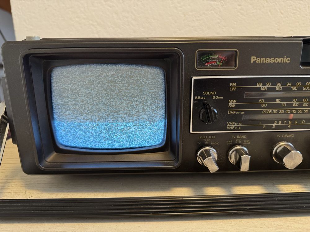 Panasonic Radios: Panasonic tr-5001s radio tb tape – D'occasion à Zunzgen par milesdavis76 1