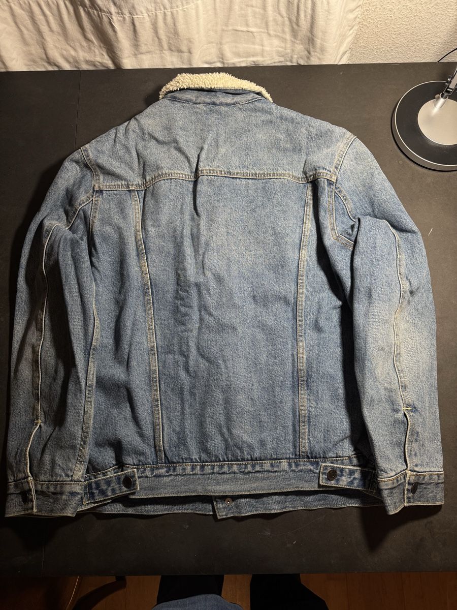 Levi's Giacche: Lewis Jeansjacke mit Fell – Nuovo (secondo la descrizione) da Bern venduto da jan_bfn5 2