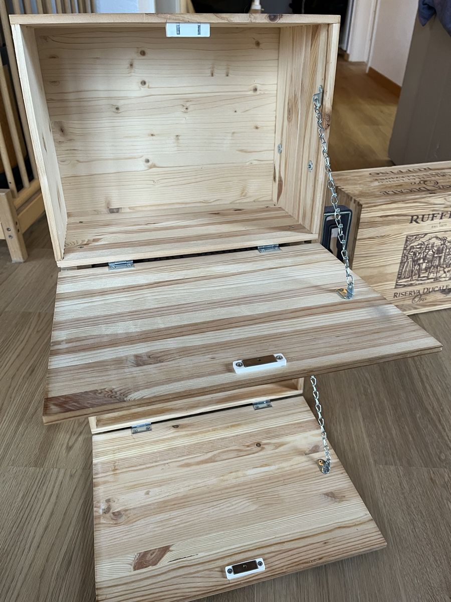 Autres: Nachtschrank Weinkisten – D'occasion à Zürich par nisone 4