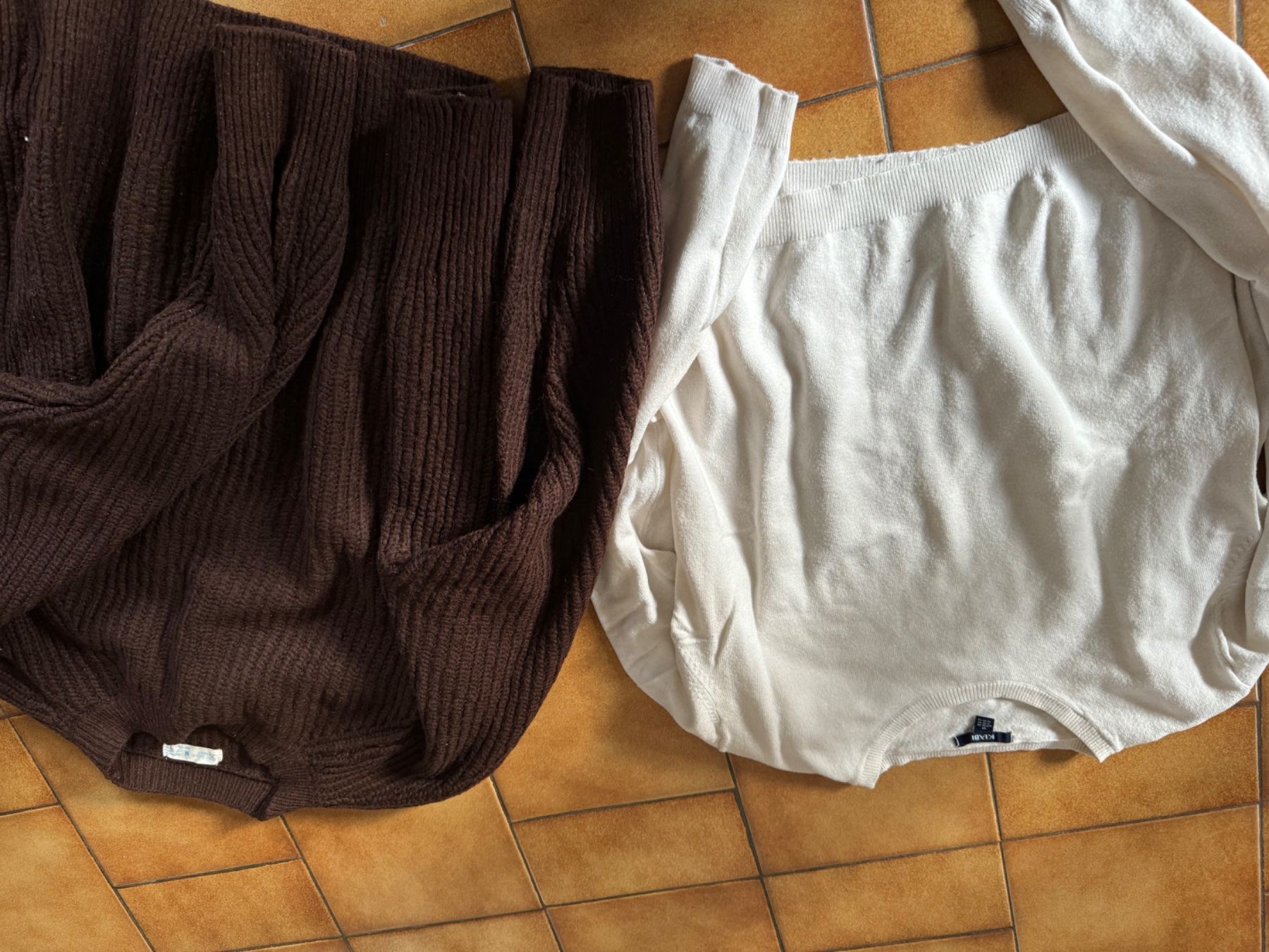 Lotti di vestiti: Lot de 7 pulls pour femme, Taille M – Usato da Veyrier venduto da kimedovapa 3