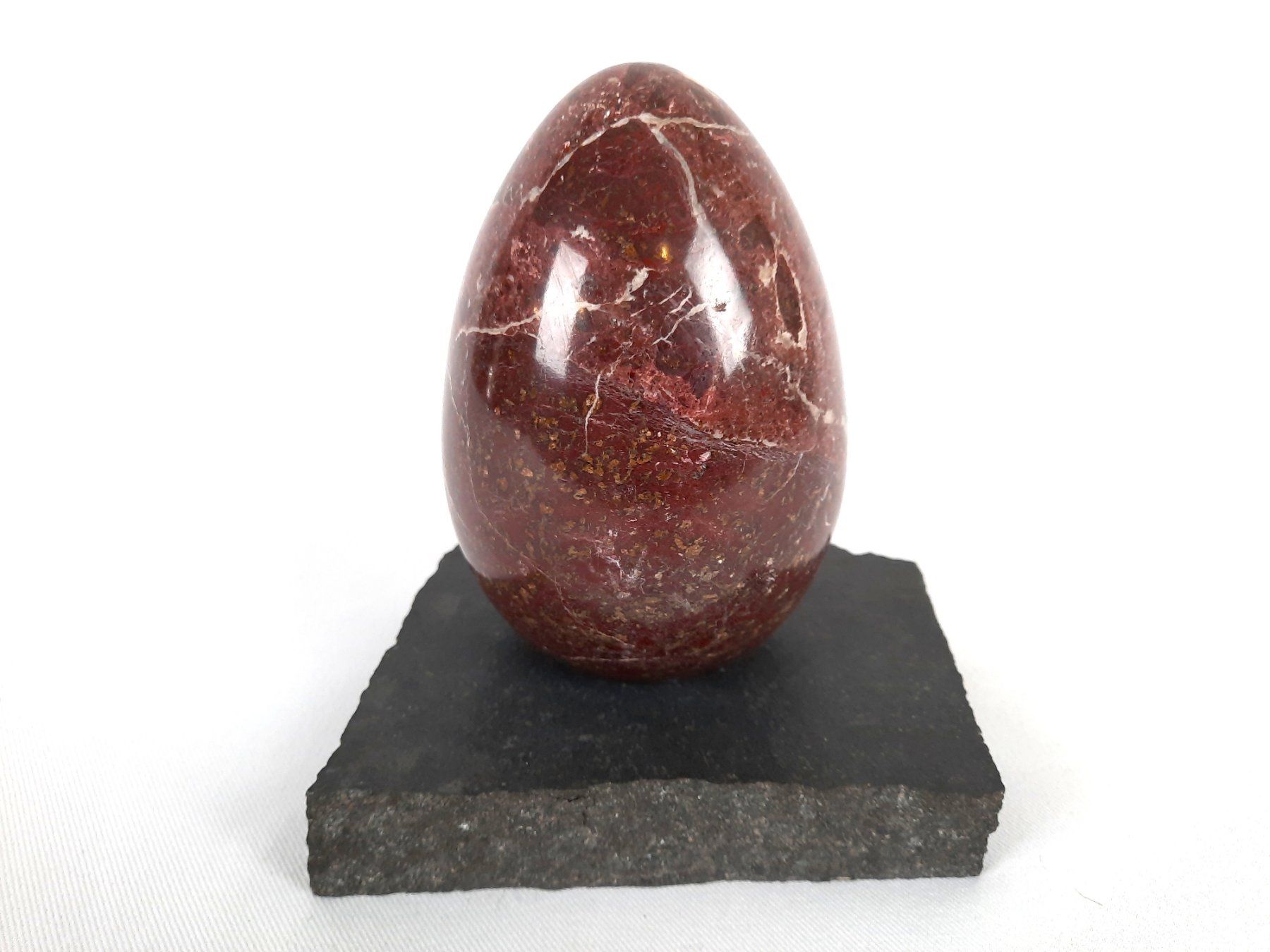 Mineralien & Heilsteine: Ei in Braun/Roter Marmor Optik – Gebraucht aus Beinwil am See von Restwert_Beinwil 1