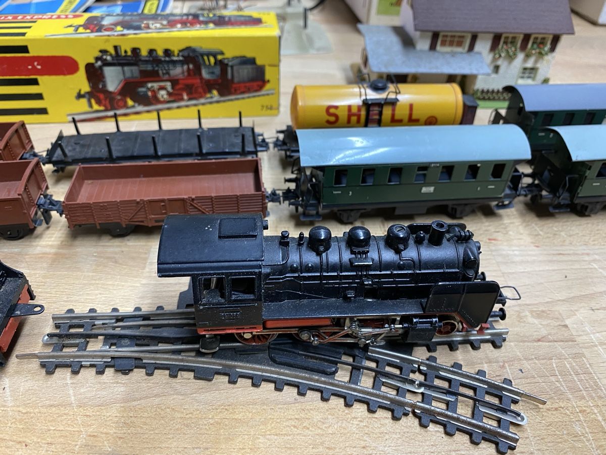 Trix Modellini di ferrovie: Trix Eisenbahn Alt – Usato da Steinhausen venduto da Leo.1957