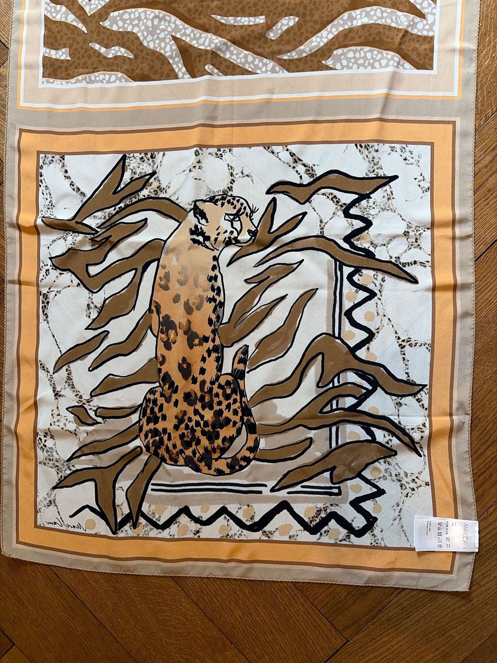 Foulard & Sciarpe: Edler Seidenschal mit Tiermuster, Marccain – Usato da Bern venduto da ro-mabern 1