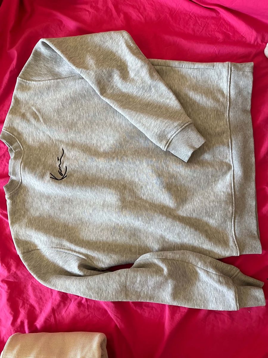Pullover & Sweatshirts: Karl kanik Pullover gr S wie Neu – Gebraucht aus Gutenswil von Bregenzer8610 1