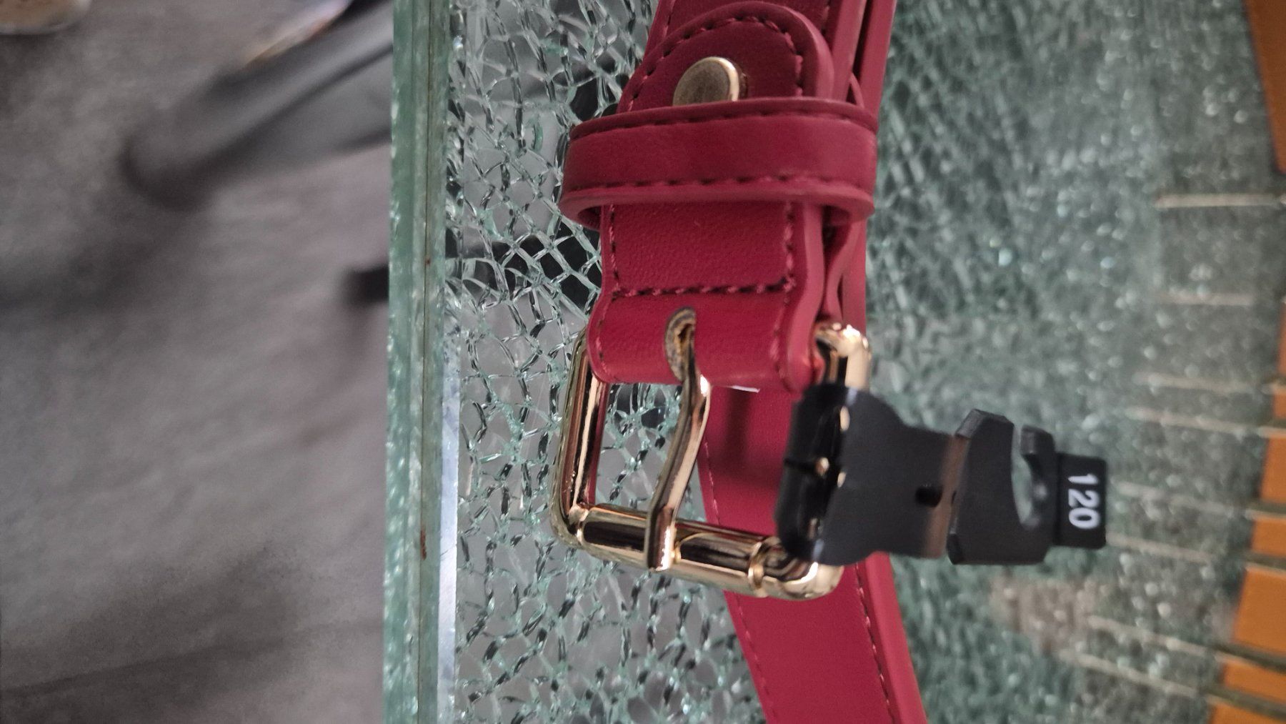 Valentino Cinture: Cintura Nuova Valentino – Nuovo e nell'imballaggio originale da Gordevio venduto da RUBY104 1