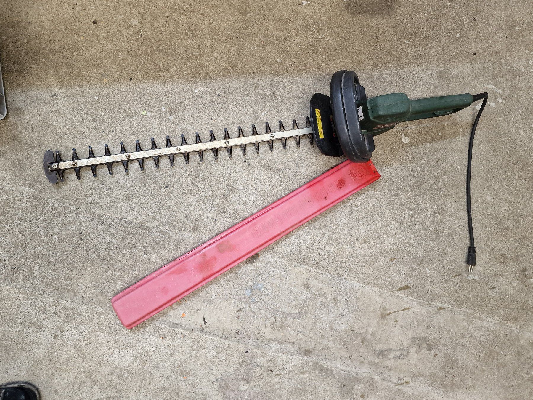 Alle Maschinen: Heckenschere Metabo 65cm – Gebraucht aus Erlinsbach von Toll2000
