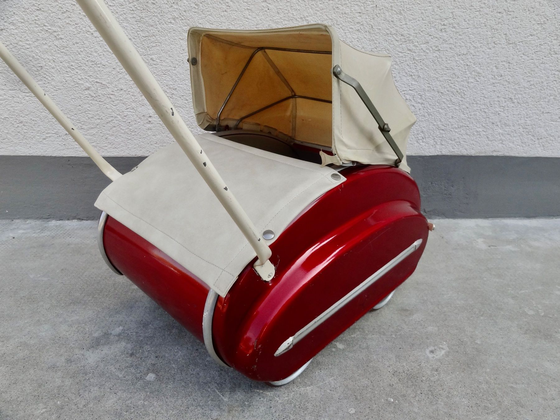 Wisa Gloria Puppenwagen: alter Puppenwagen BERNINA ZUG aus Blech 50er 60er – Gebraucht aus Kerzers von wisaundso 3