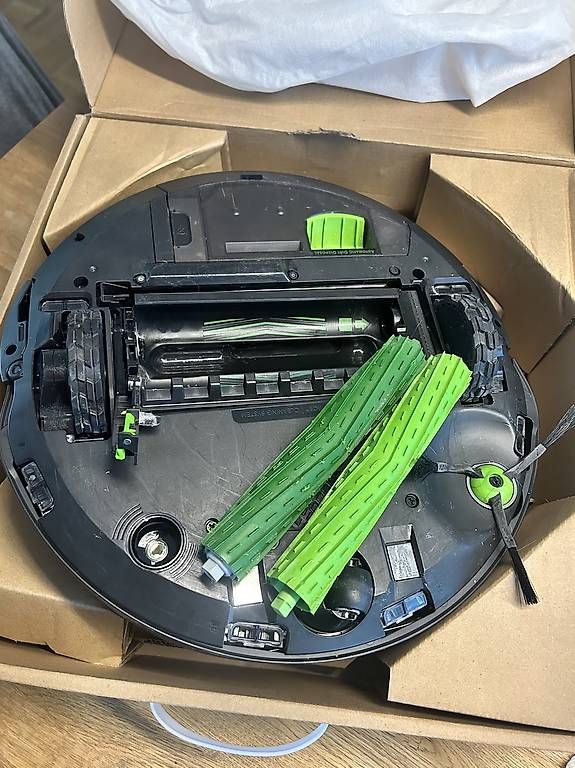 Irobot Aspirapolveri & Accessori: iRobot Roomba Combo – Usato da Luzern venduto da Aengelili 1