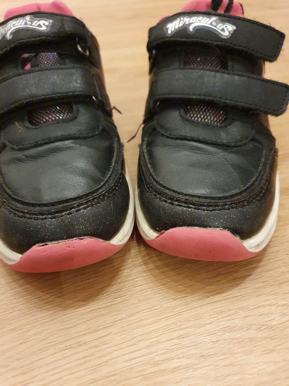 Scarpe per ragazze: Halbschuhe Gr. 30, Miraculous, Ladybug – Usato da Heinrichswil venduto da frankie19860 4