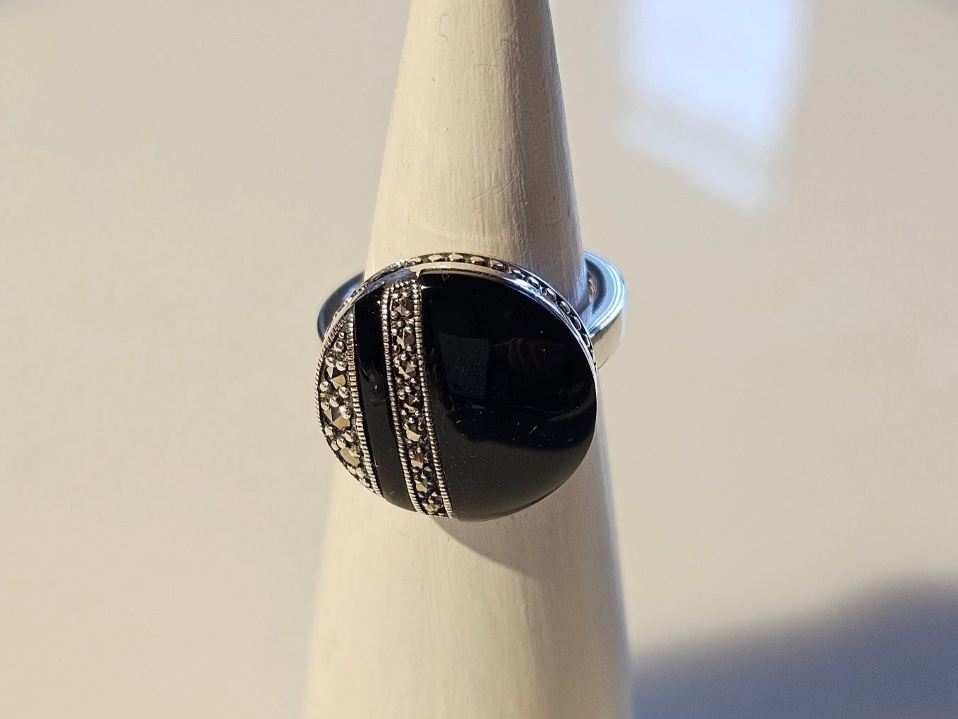 Onyx Anelli: Ring aus Silber mit Onyx Grösse 52 – Nuovo (secondo la descrizione) da Winterthur venduto da ste_tcx5 1