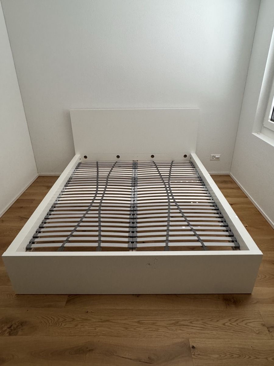 Ikea Letti: MALM Bett (160x200cm) – Usato da Bütschwil venduto da mau_26yq