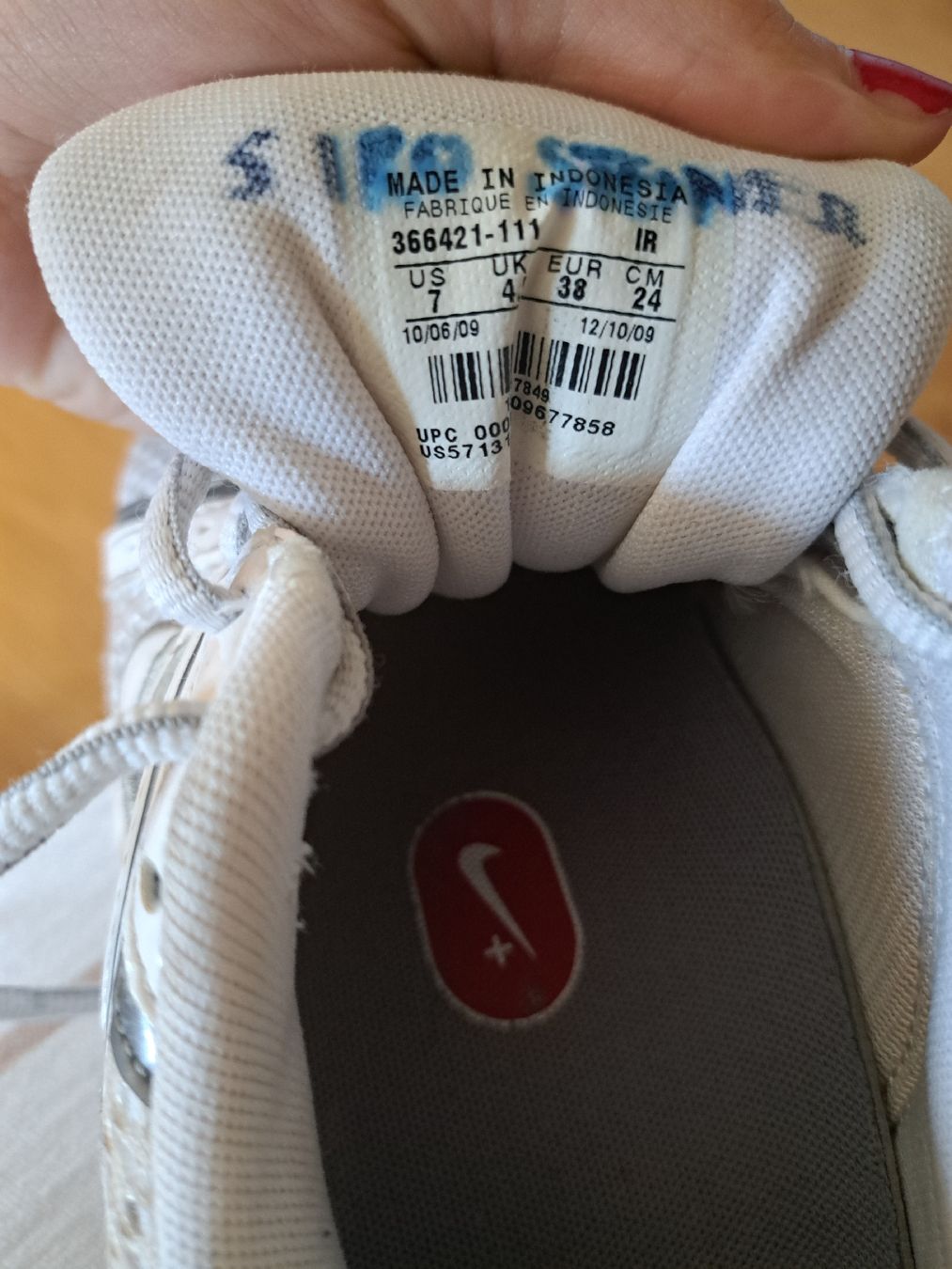 Nike Chaussures femmes: Nike Sneaker – D'occasion à Andwil SG par zue_b9bt 5
