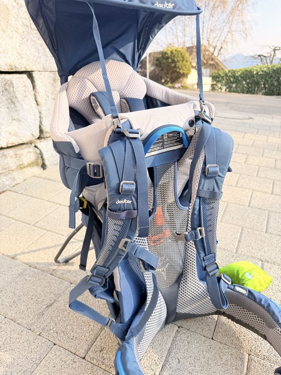 Deuter Marsupi portabebè: Deuter Kid Comfort Kindertrage, blau – Usato da Oberengstringen venduto da wel_f8g7 4