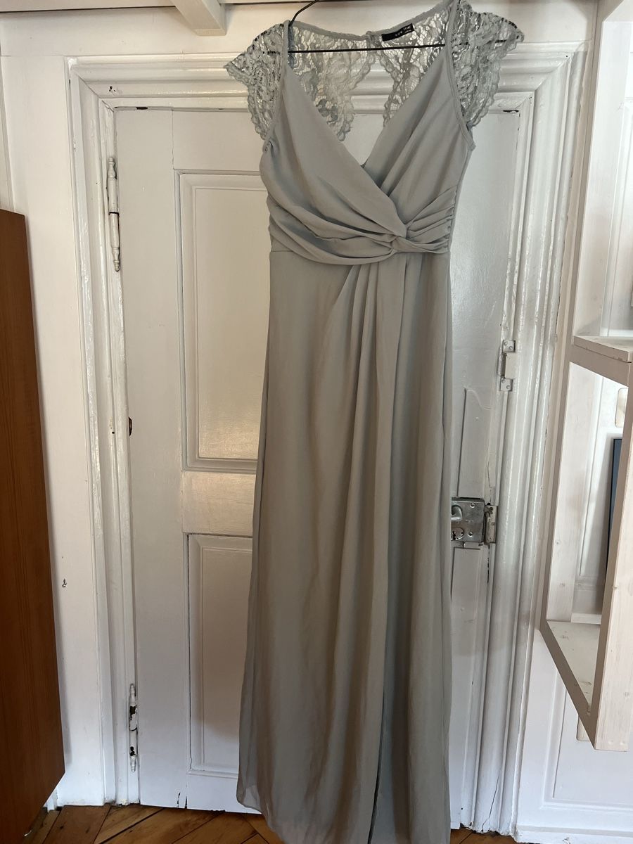 Vestiti: TFNC London Abendkleid mit Spitze, Gr. 36 – Nuovo (secondo la descrizione) da Altstätten SG venduto da melody-