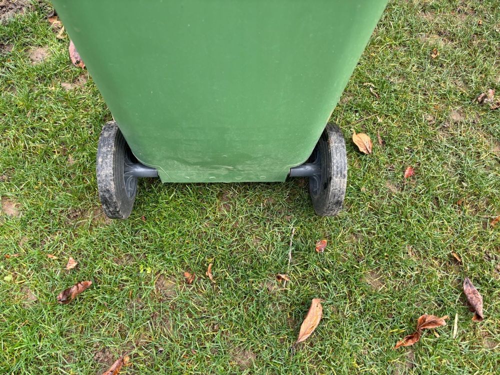 Wheelie Bin 140 L. 480x550x1070 Mm Green