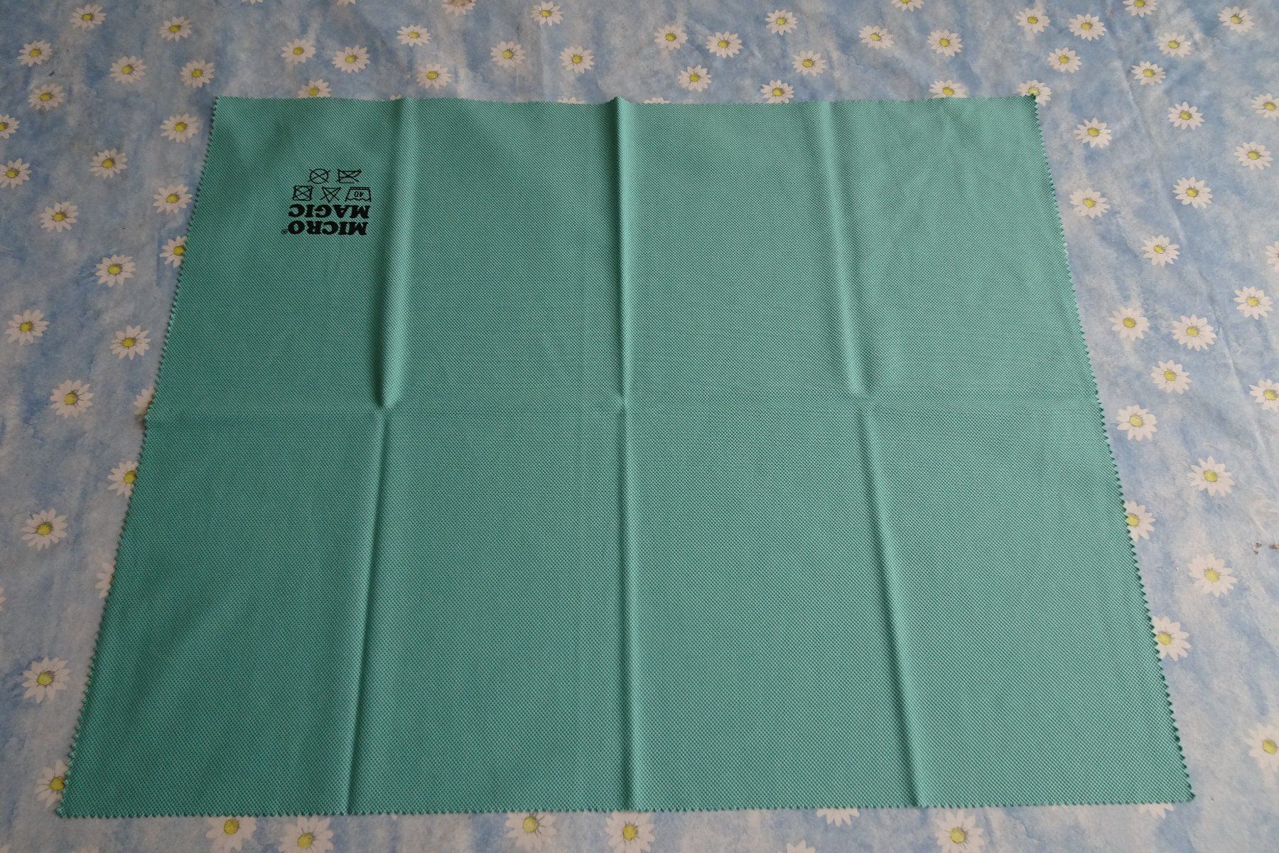 Sonstiges für Haushalt & Wohnen: 4er Set  neue Micro Magic Hochglanz Poliertücher – Neu (gemäss Beschreibung) aus Strengelbach von  2