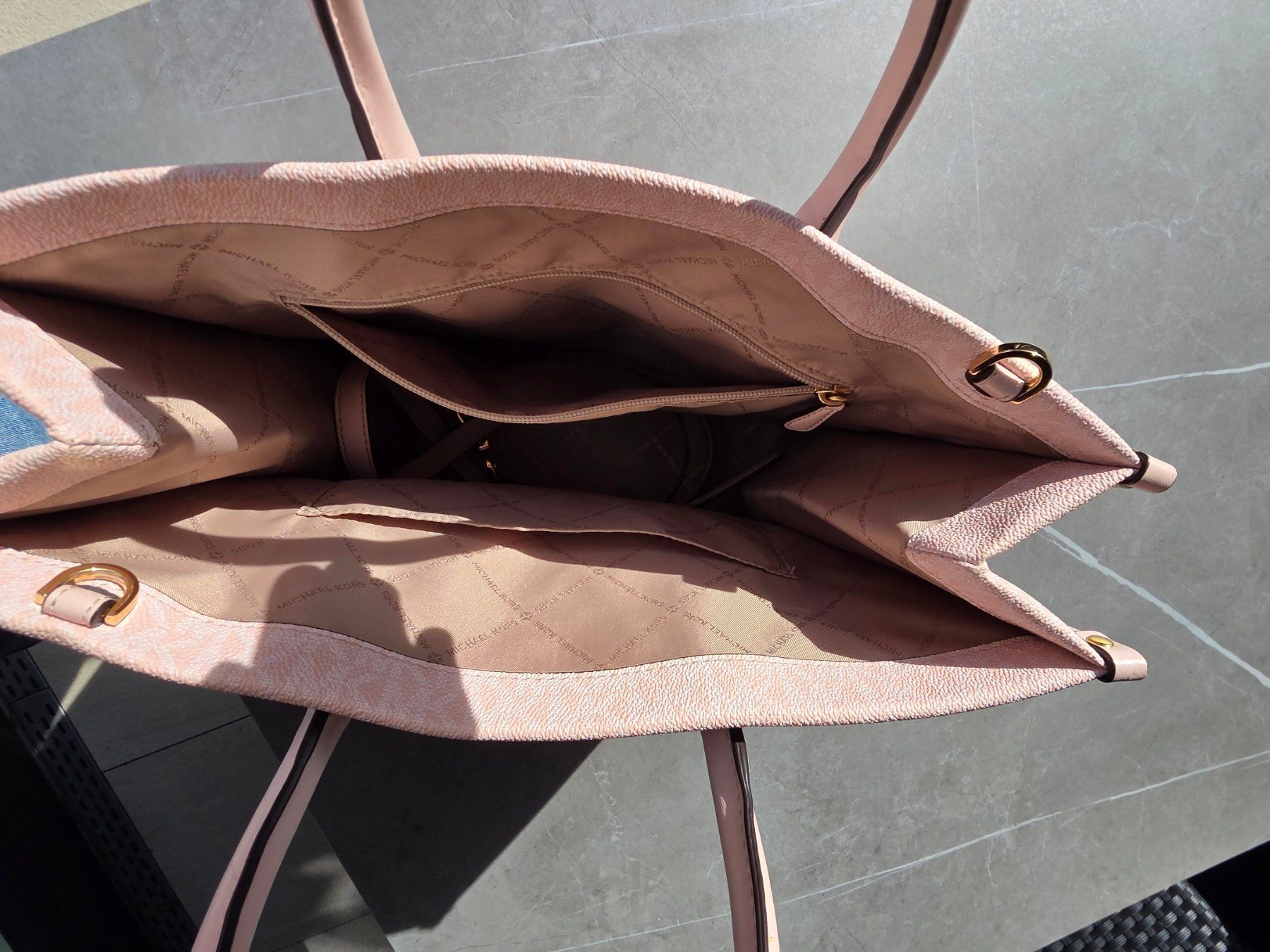 Michael Kors Borse da donna: Sac à main Michael Kors rose – Usato da Villars-sur-Glâne venduto da soprano1975 5