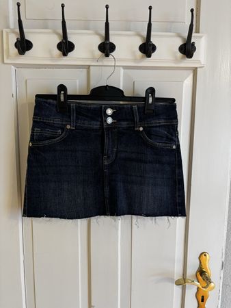 Bershka A-Linien Jeansrock dunkelblau Gr. 36 – ungetragen