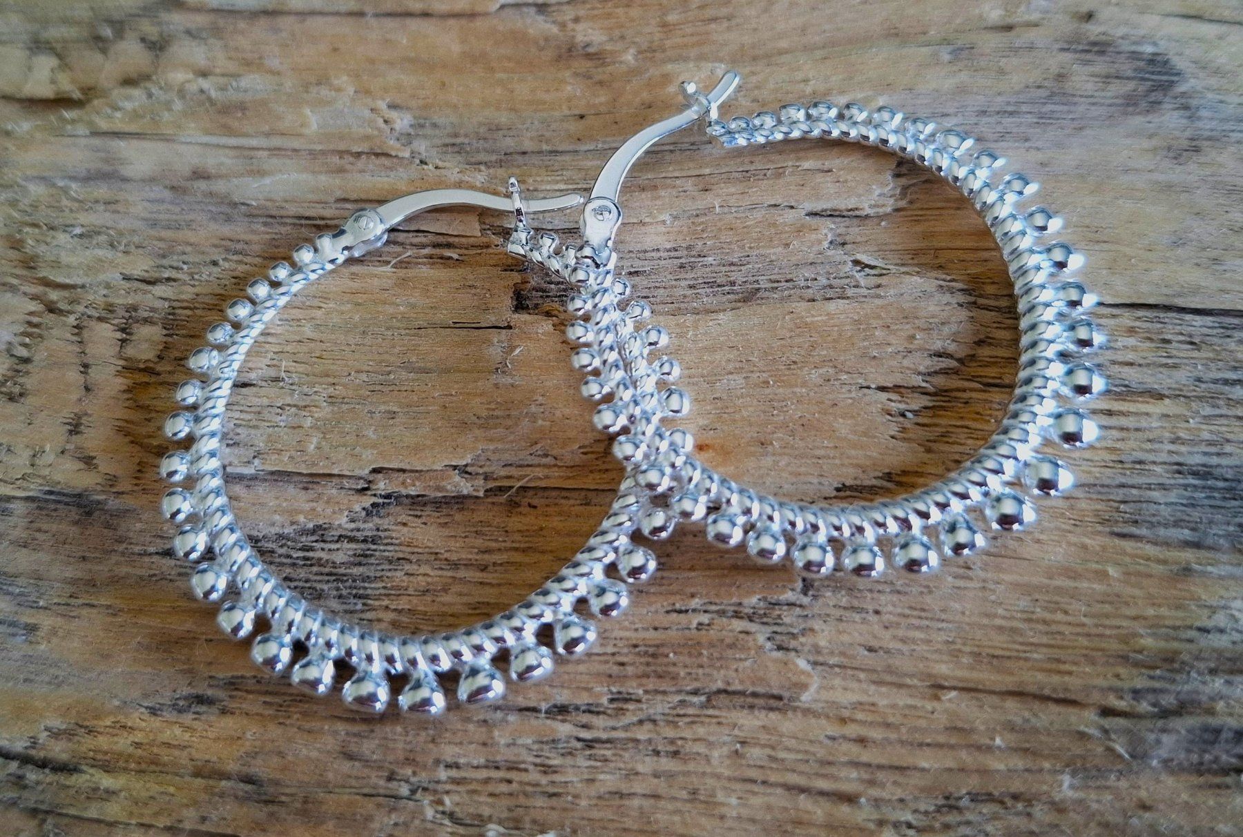 Orecchini pendenti & Orecchini a lobo: MINA - Silbercreolen – Nuovo e nell'imballaggio originale da Mühlethal venduto da nicita-modeschmuck 2