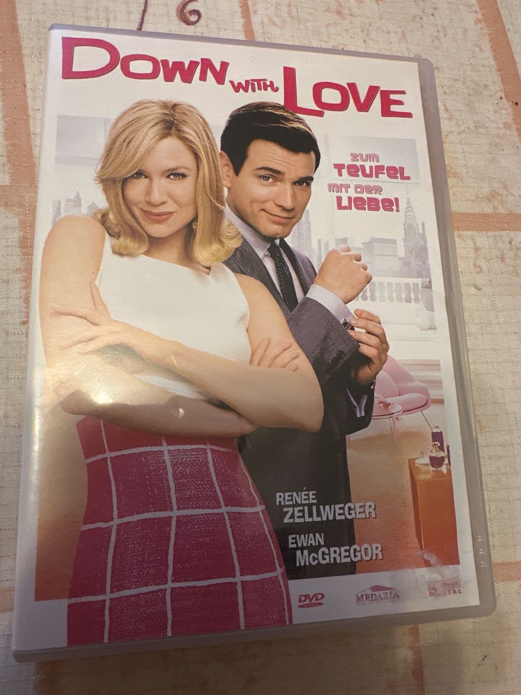 Tutti i DVDs: Down with Love – Usato da Schaffhausen venduto da D-MAC