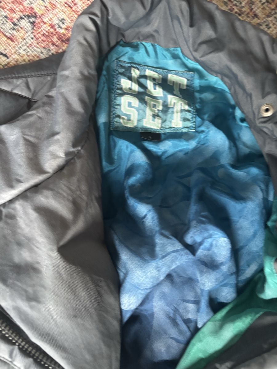 Jet Set Jacken: Jet Set Anorak Gr. 1 S – Gebraucht aus Kaltbrunn von Modern 1