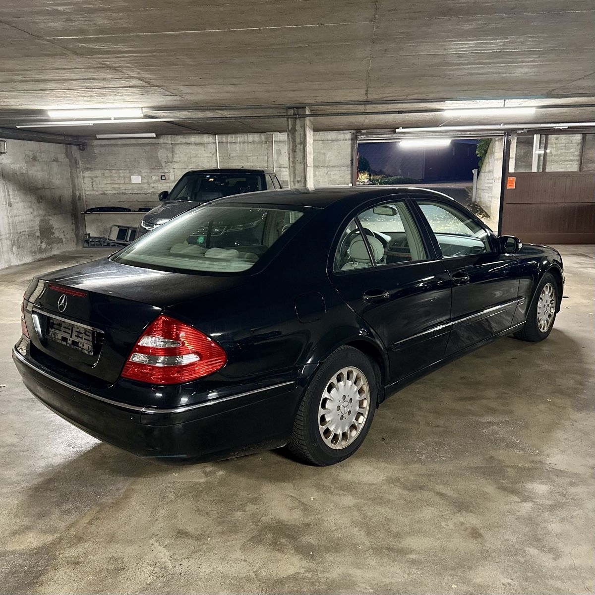 Mercedes-Benz Automobili: Mercedes-Benz E 220 CDI Elegance - AUTOMAT – Usato da Steinach venduto da duju2018 2