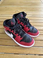 Nike Air Jordan Kinderschuh / Gr. 38
