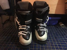 Chaussures de ski SALOMON blanches et noir Taille 38 1/2