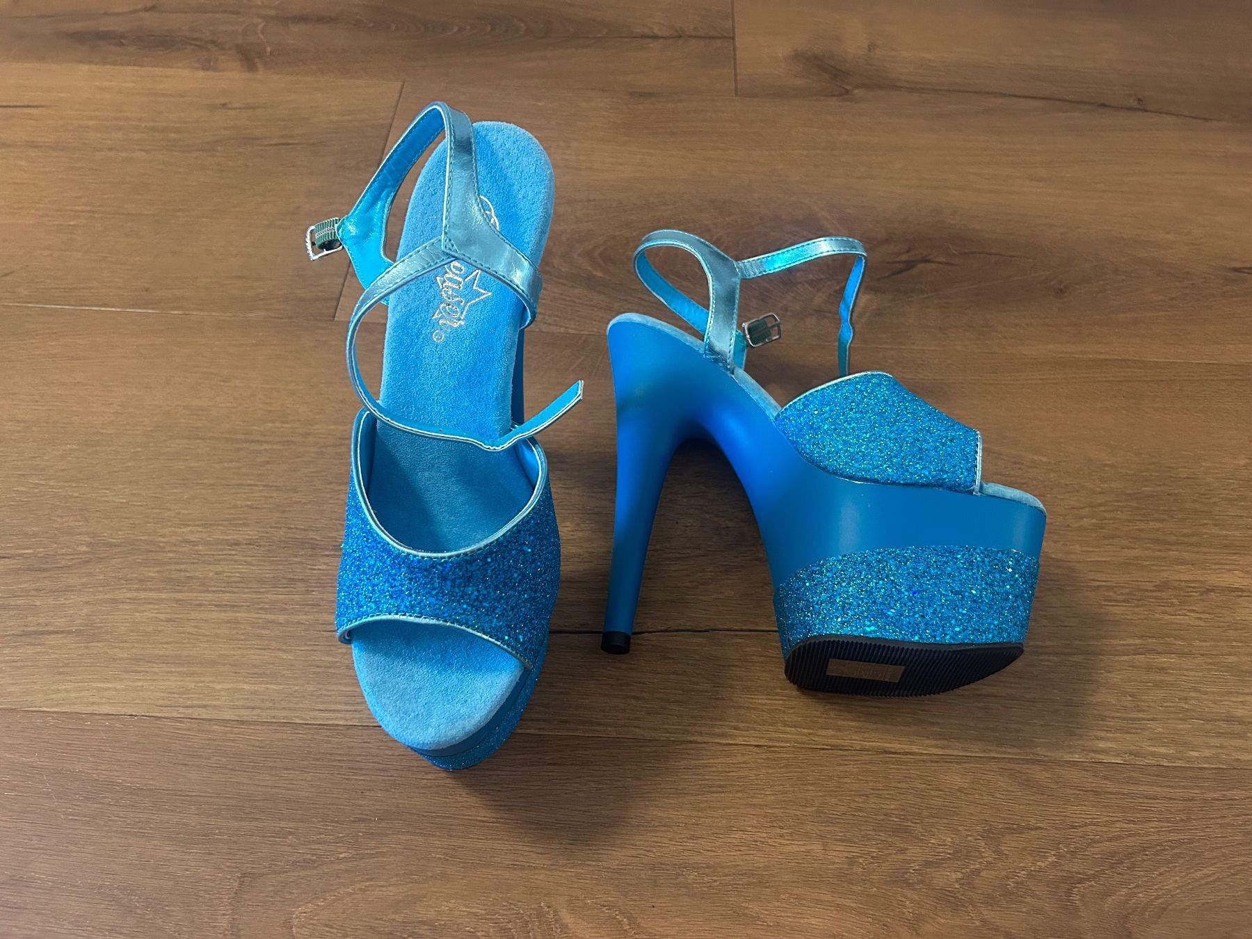 Scarpe da donna: Pleaser Platform Heels Blau Glitzer Gr 37 NEU – Nuovo e nell'imballaggio originale da Regensdorf venduto da Spyke55 2