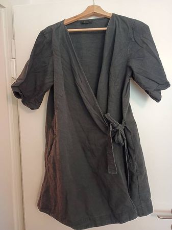 Wickelkleid von Cos aus Leinen-Baumwolle-Mischung