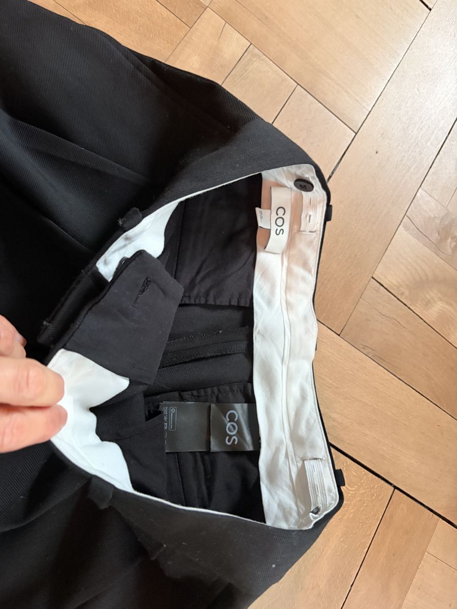 Cos Pantaloni: Woll-Stoffhose von Cos, Gr. 36 – Usato da Zürich venduto da 28881084 2