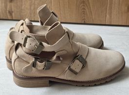  Bershka Stiefeletten Damen beige  Grösse 38
