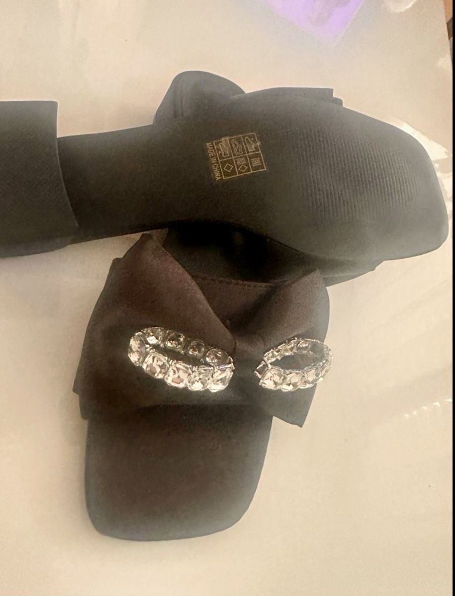 Scarpe da donna: Elegant Black Sati Rhinestone sandalet – Nuovo (secondo la descrizione) da Oftringen venduto da Eylem79 4