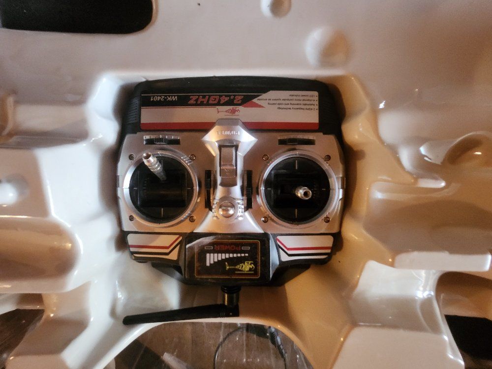 Modellismo RC: Hélicoptère éléctrique à 2 rotors – Difettoso da Bussigny venduto da Elie 4