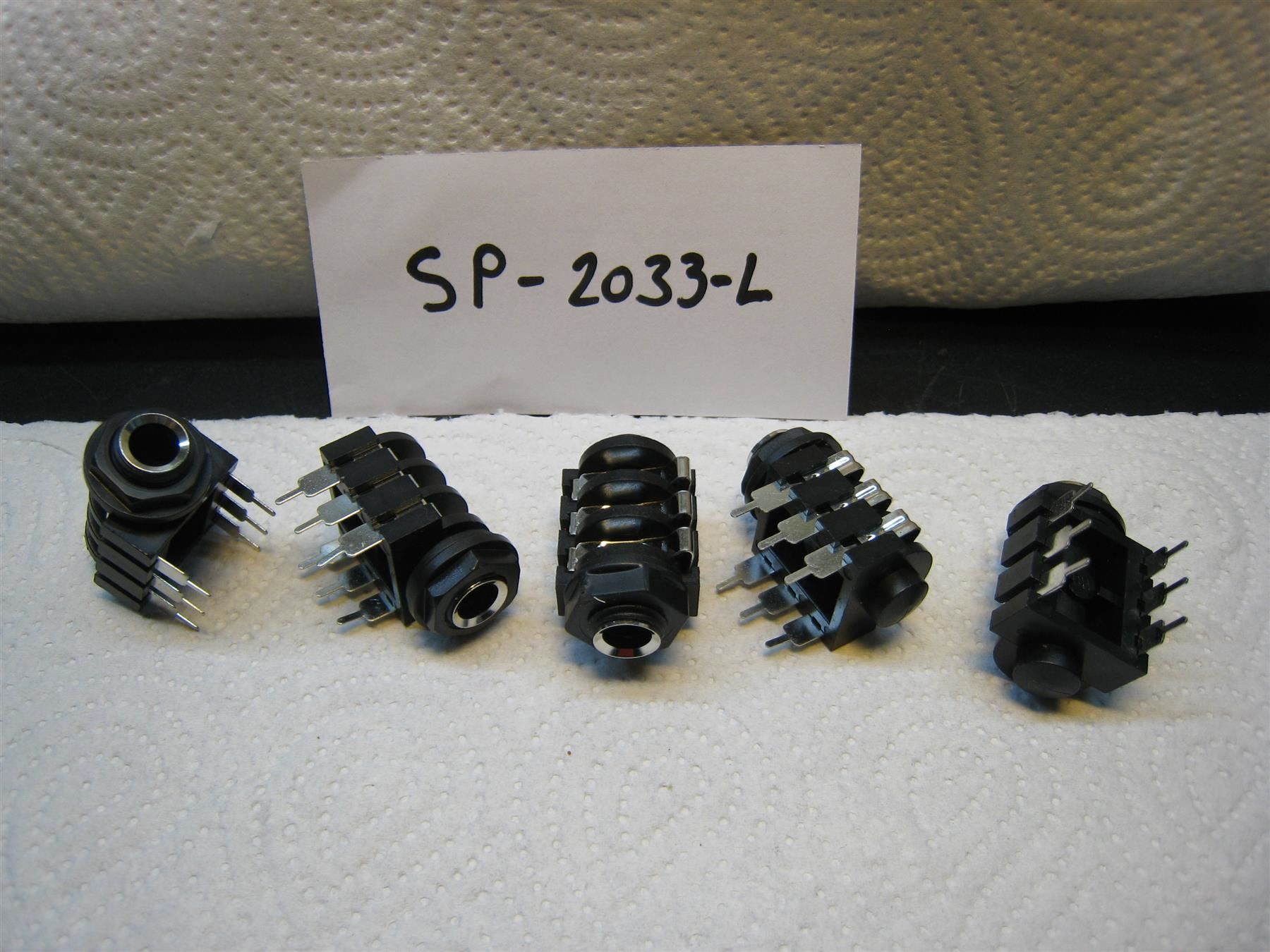Strumenti musicali: ***** Marshall Fender Roland Jack Socket – Nuovo e nell'imballaggio originale da Villaz-St-Pierre venduto da Ubid