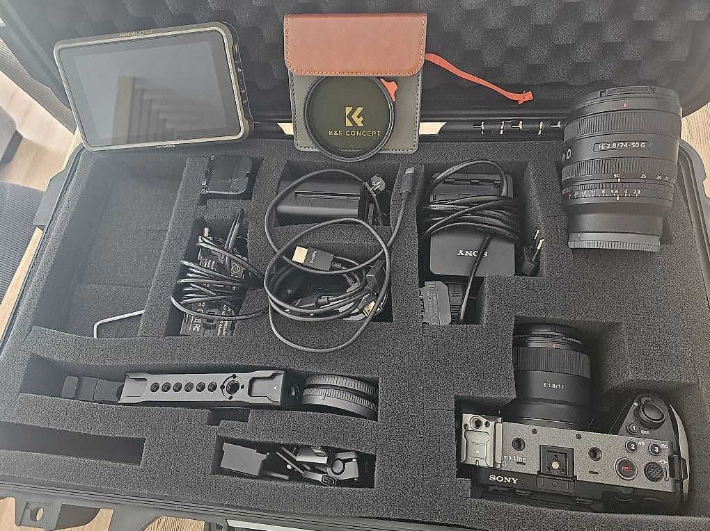 Sony Fotocamera: KIT VIDEO PRO COMPLET,  Sony FX30 PRET A TOURNER – Usato da Sion venduto da Swat1975