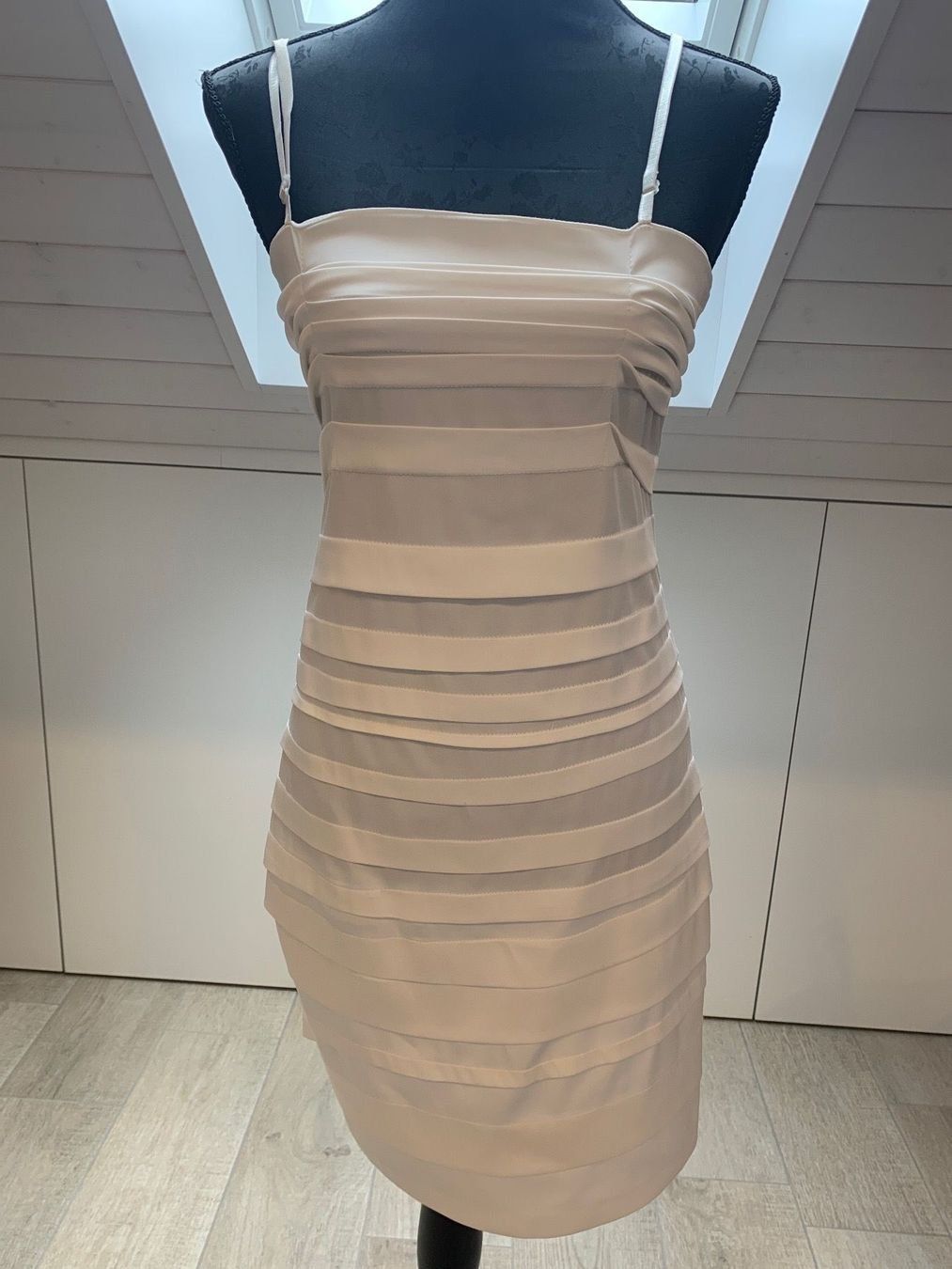 Vestiti: Sommerkleid Gr 34 – Nuovo (secondo la descrizione) da Langnau am Albis venduto da Judithsebi 1