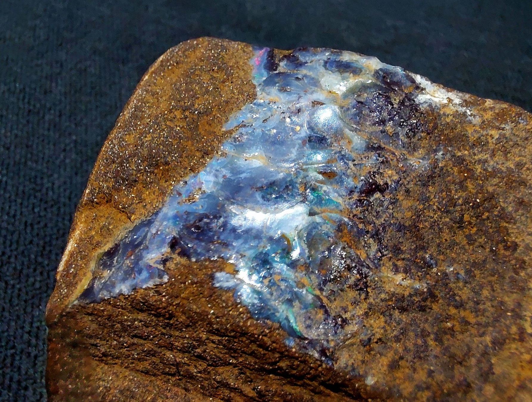 Pietre preziose: wunder schöner Opal Rohstein 1035 ct. – Nuovo (secondo la descrizione) da Weinfelden venduto da Da-ryn01 1