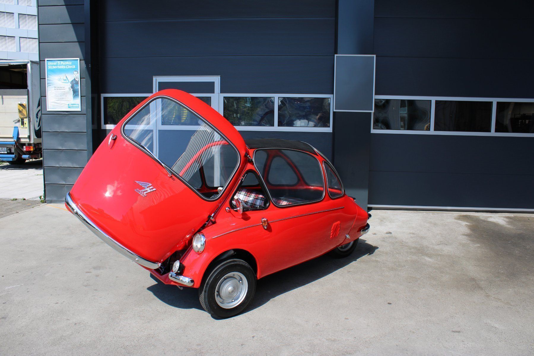 Heinkel Automobili: Heinkel Kabinenroller – Usato da Oberengstringen venduto da abarth08 5