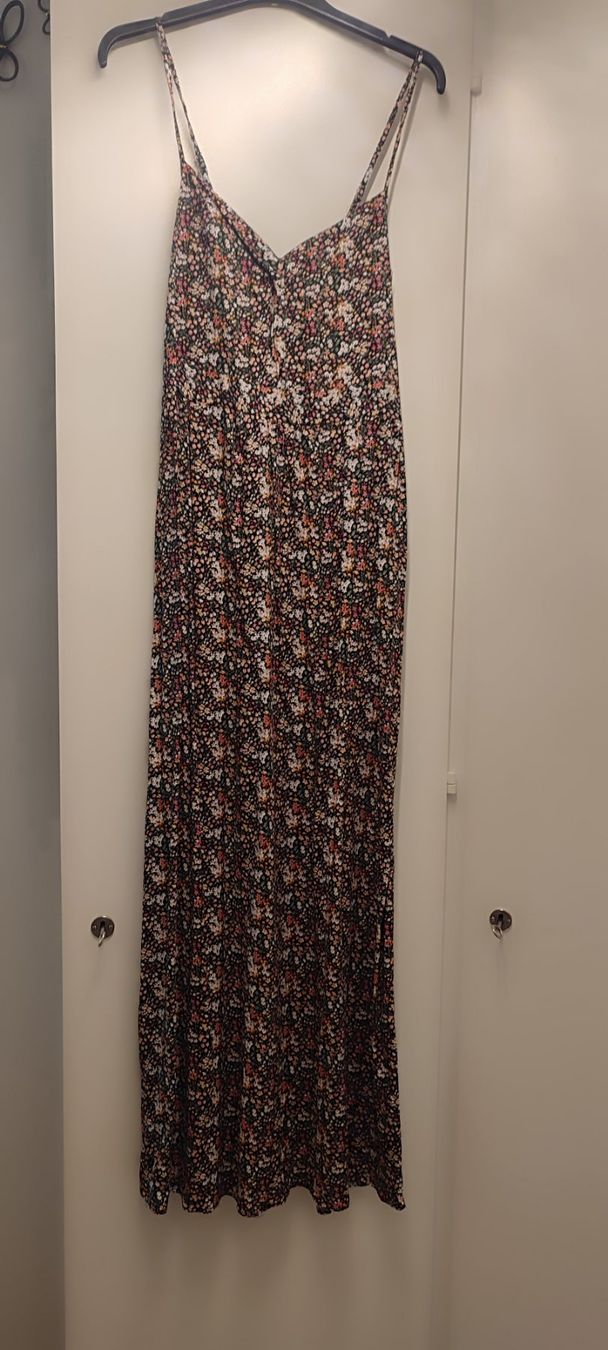 Lotti di vestiti: Sommer Kleid L – Nuovo (secondo la descrizione) da Tagelswangen venduto da son_z88g 4