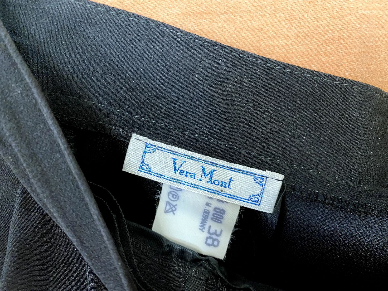 Pantaloni: Damen Hose – Usato da Zollikon venduto da TimeIsMoney 5